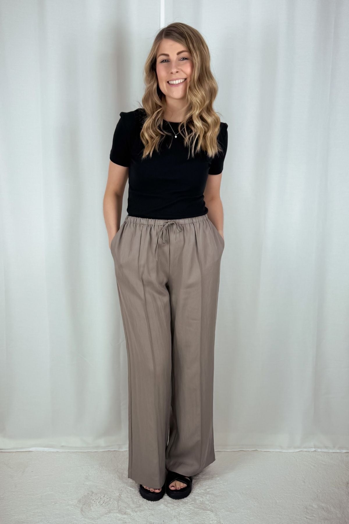 Hose - Relaxed wide - verschiedene Farben