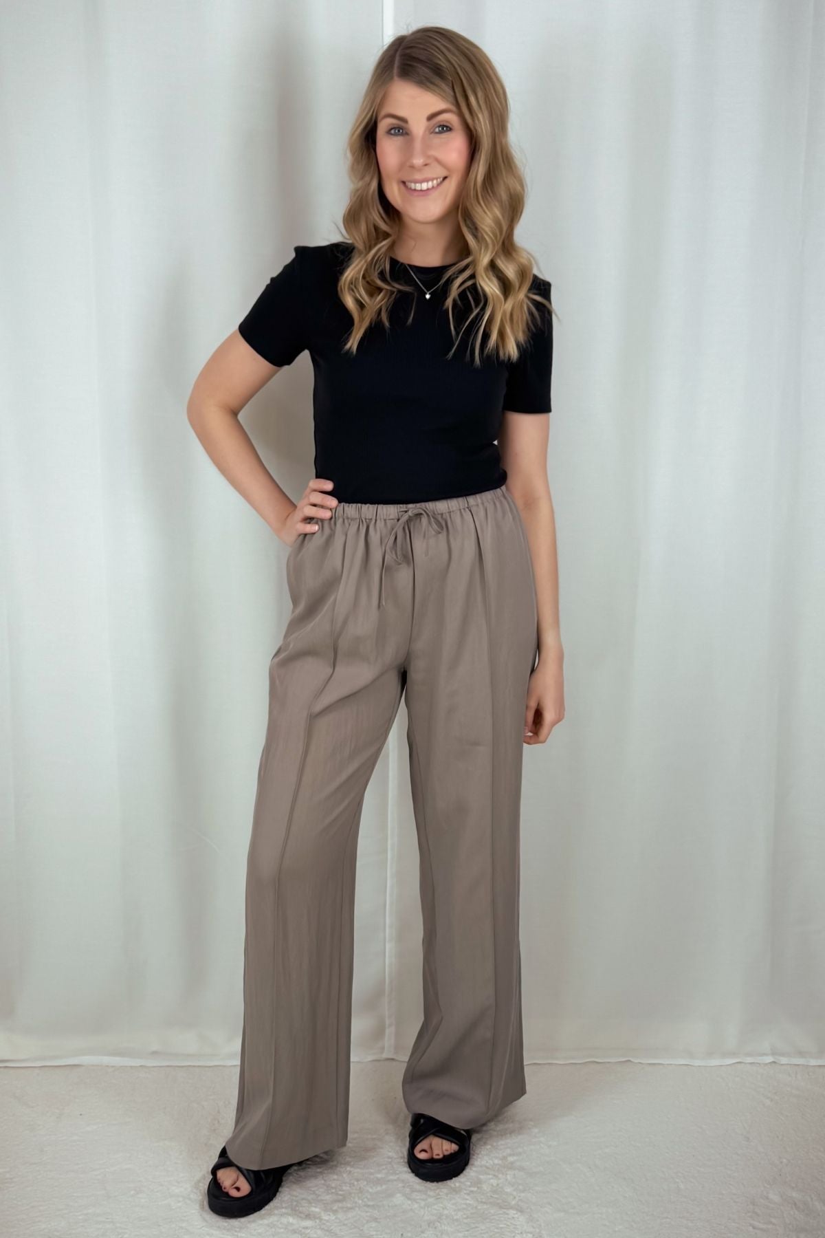 Hose - Relaxed wide - verschiedene Farben