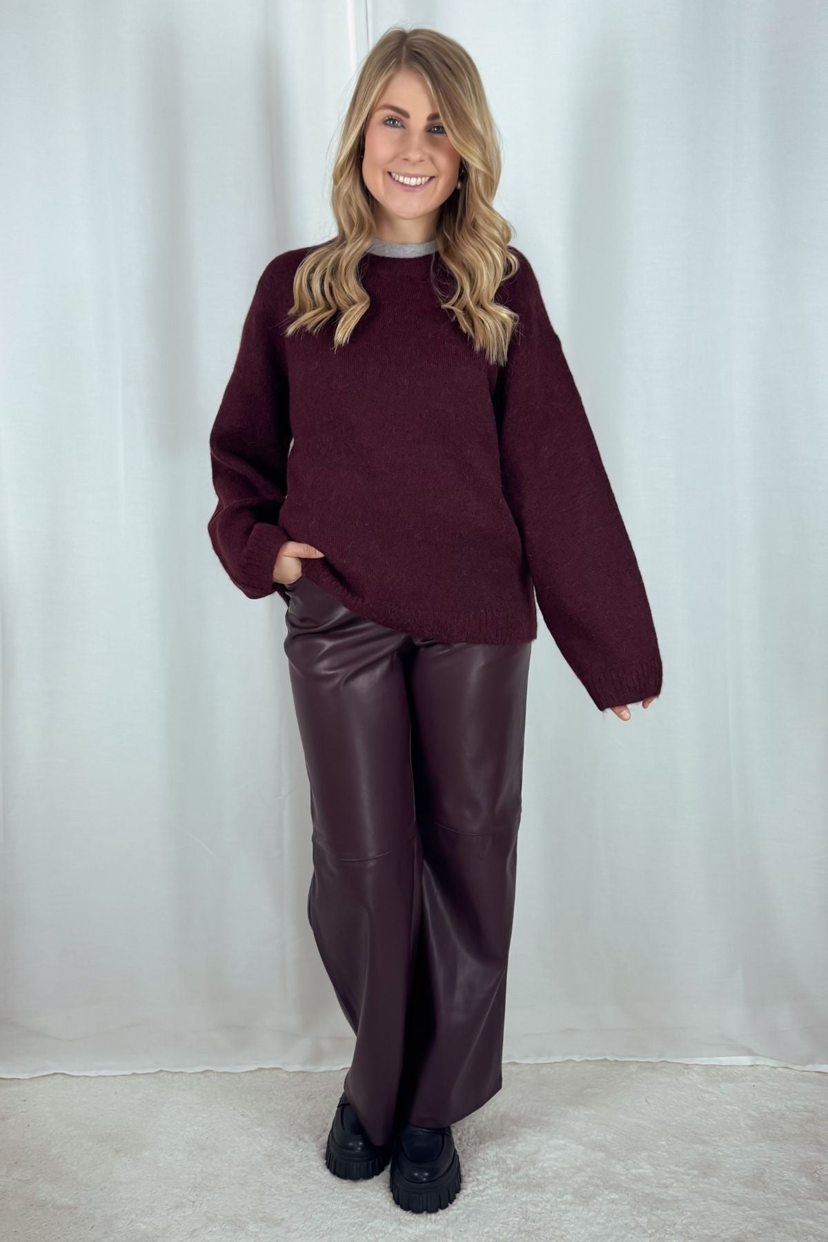 Strickpullover mit Rundhals - burgunder