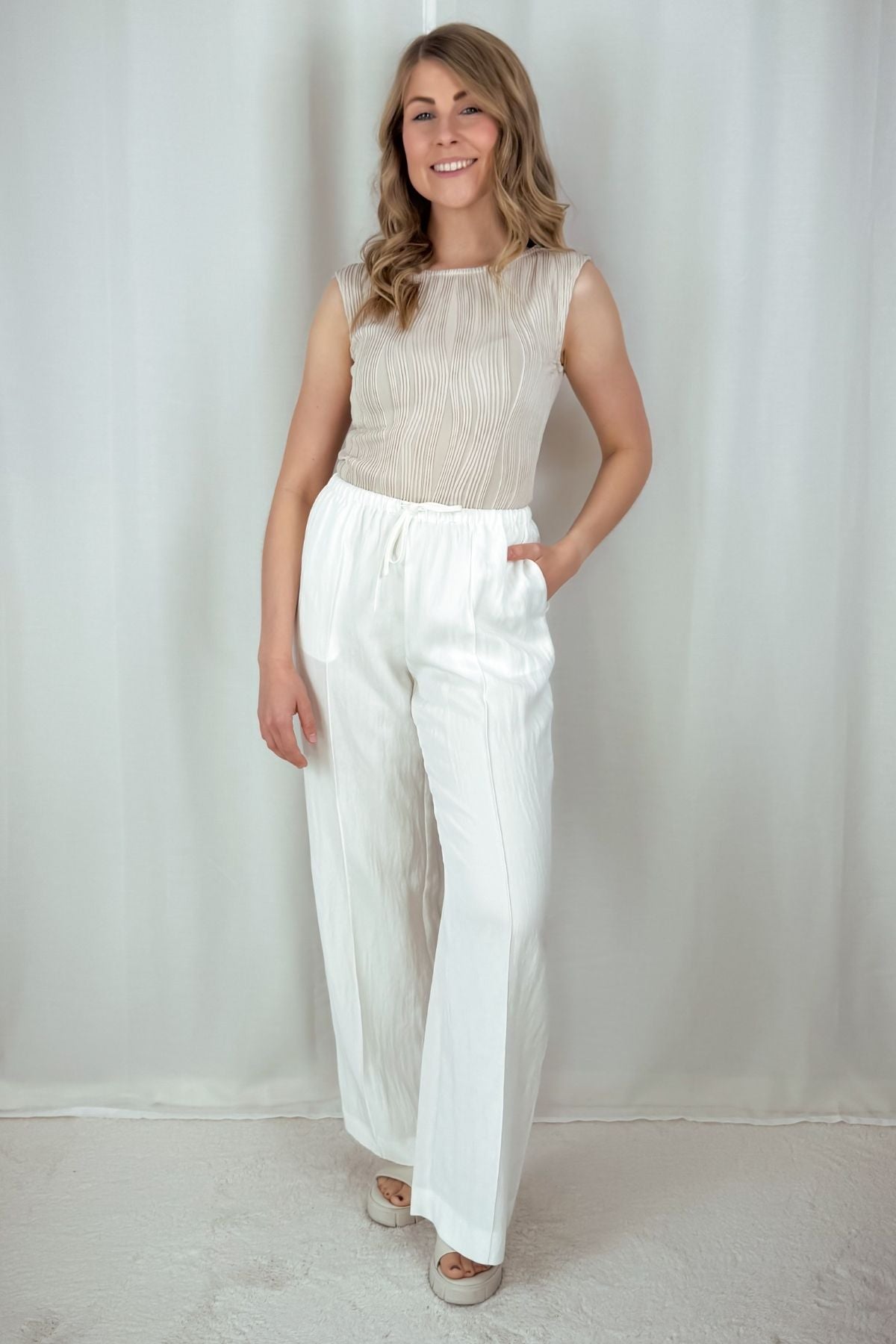 Top Tinnika - verschiedene Farben