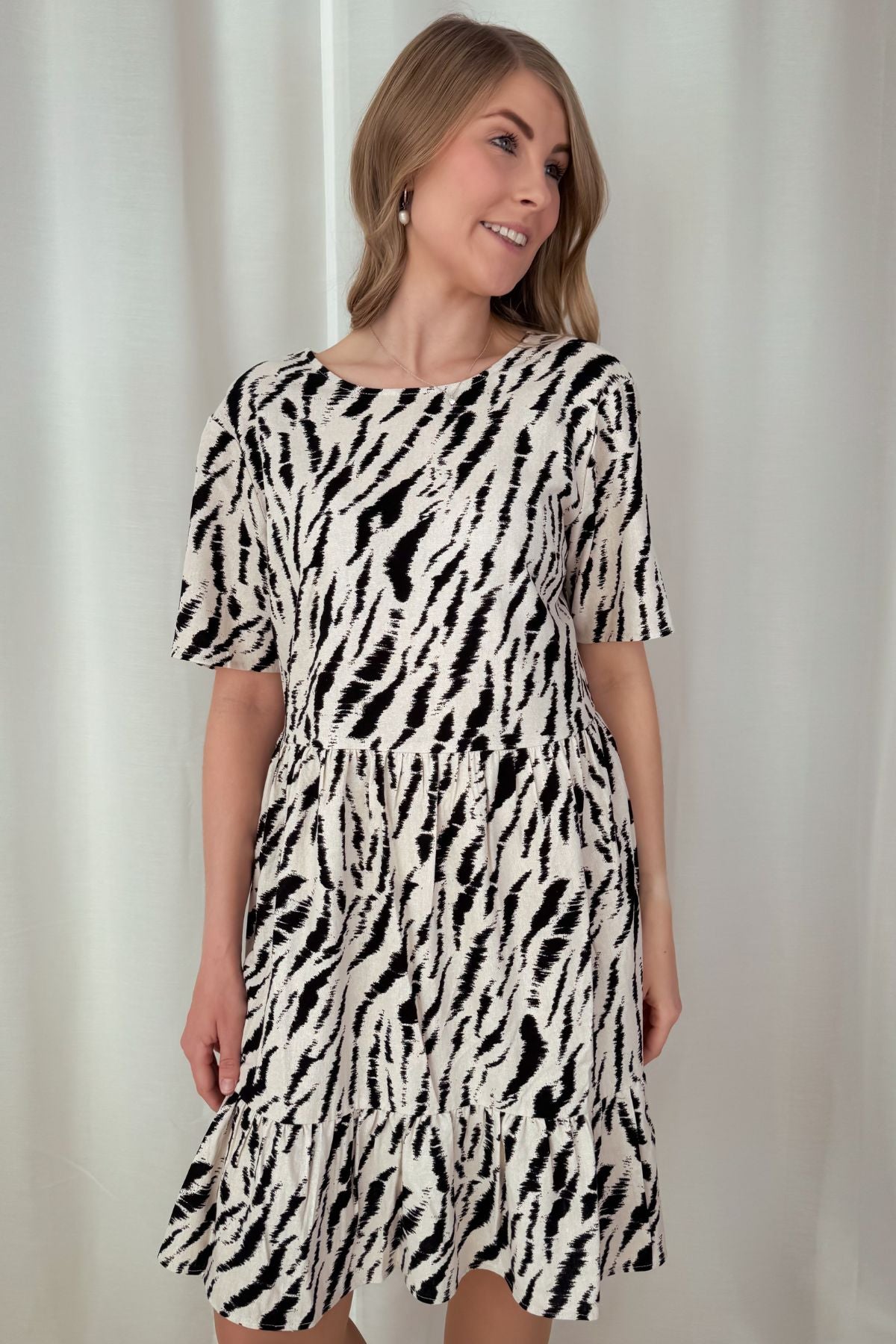 Kleid Tarlem - beige mit Zebramuster