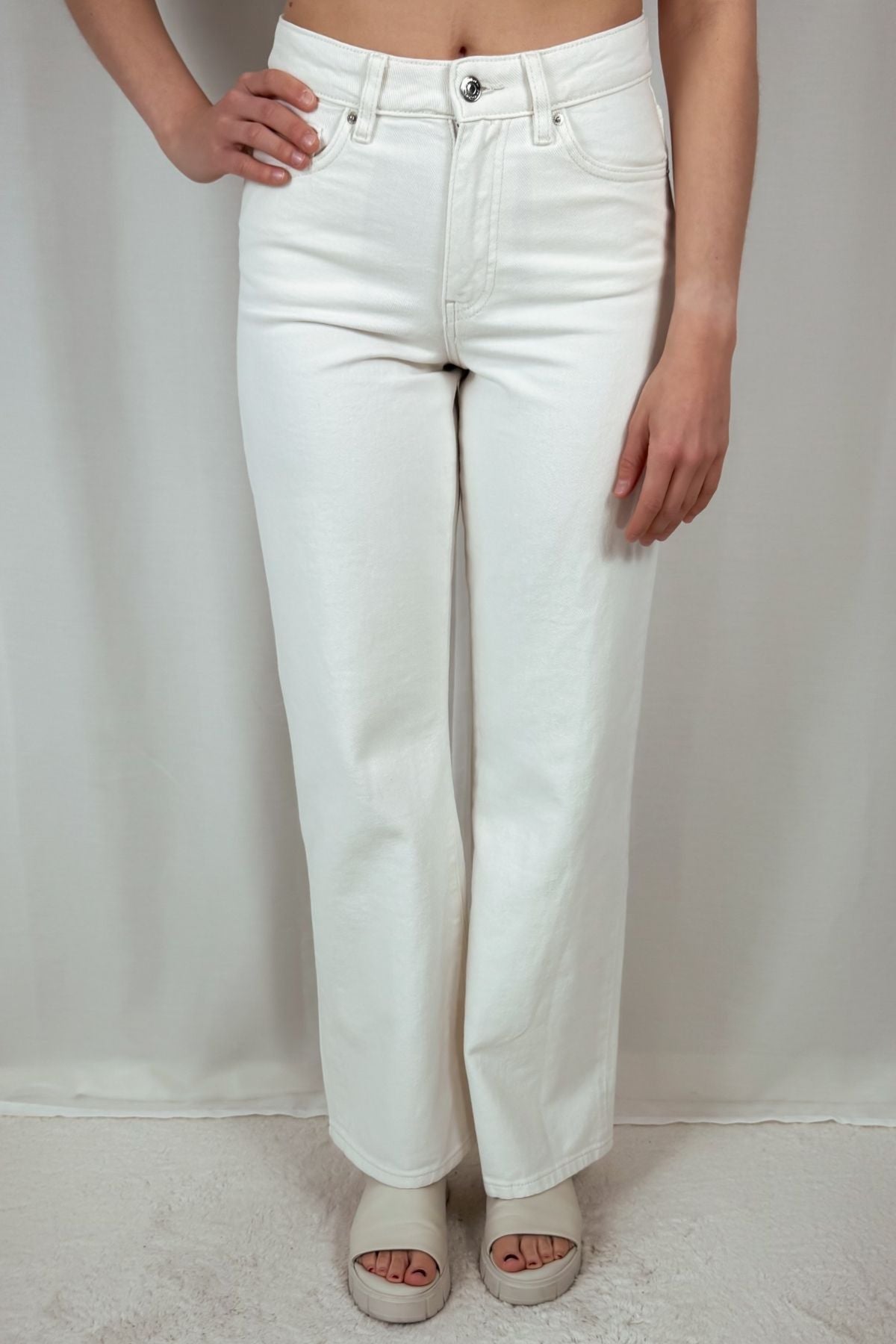Weite Jeans - verschiedene Farben