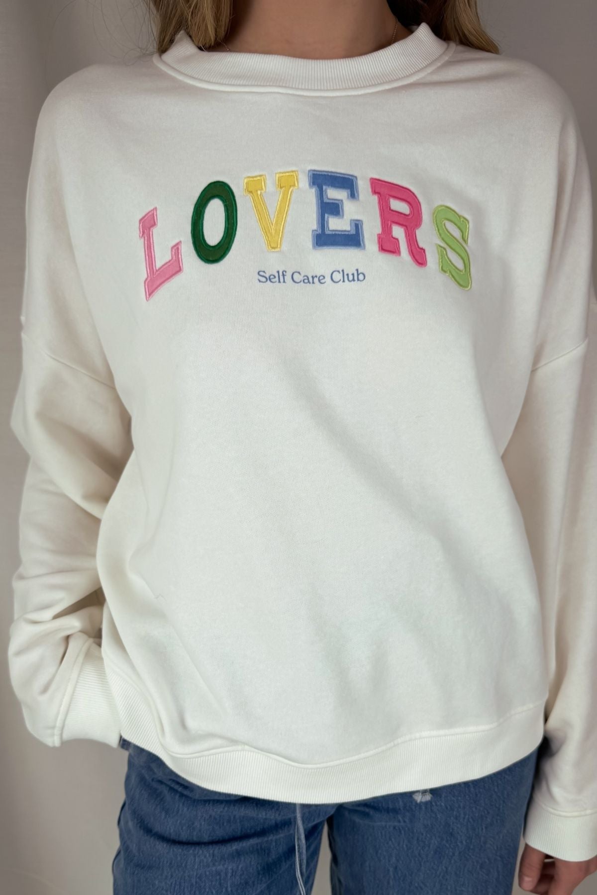 Sweater Tove - weiß mit Strickerei