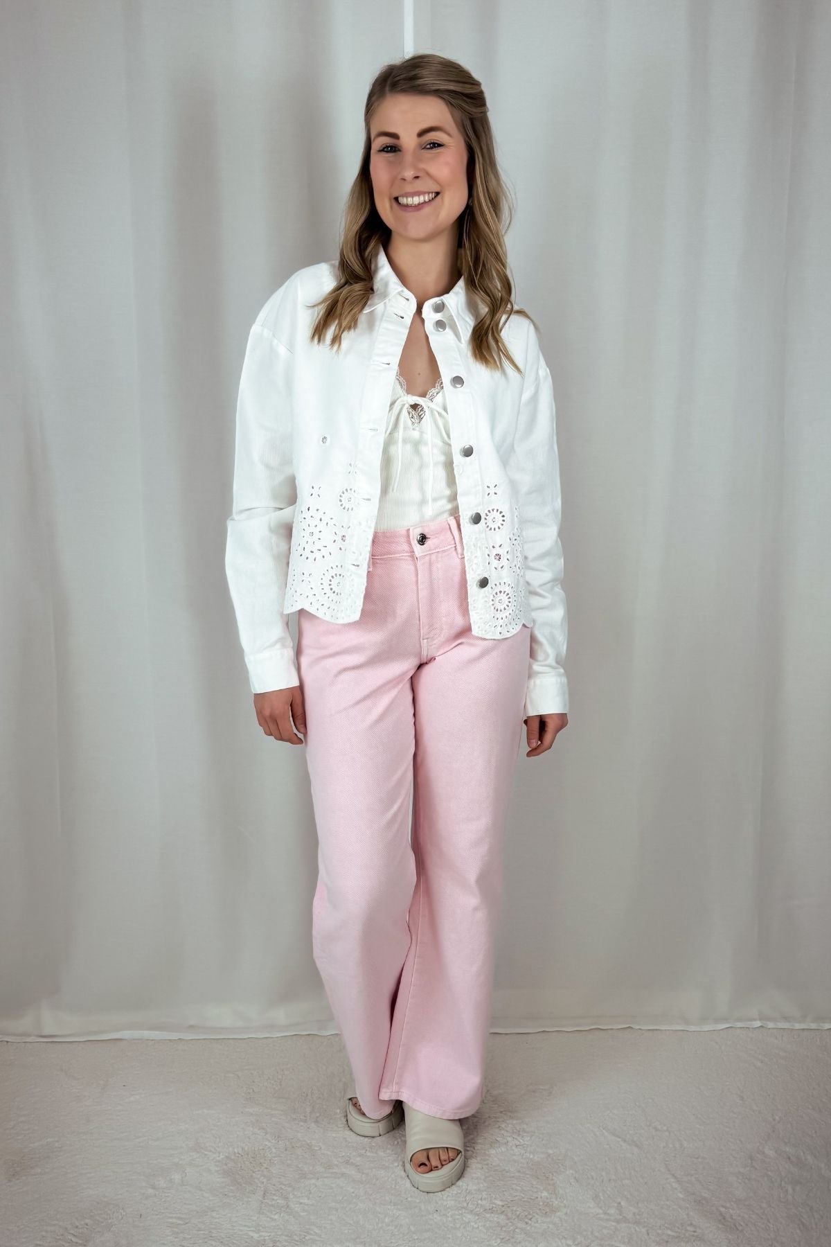Weite Jeans - verschiedene Farben