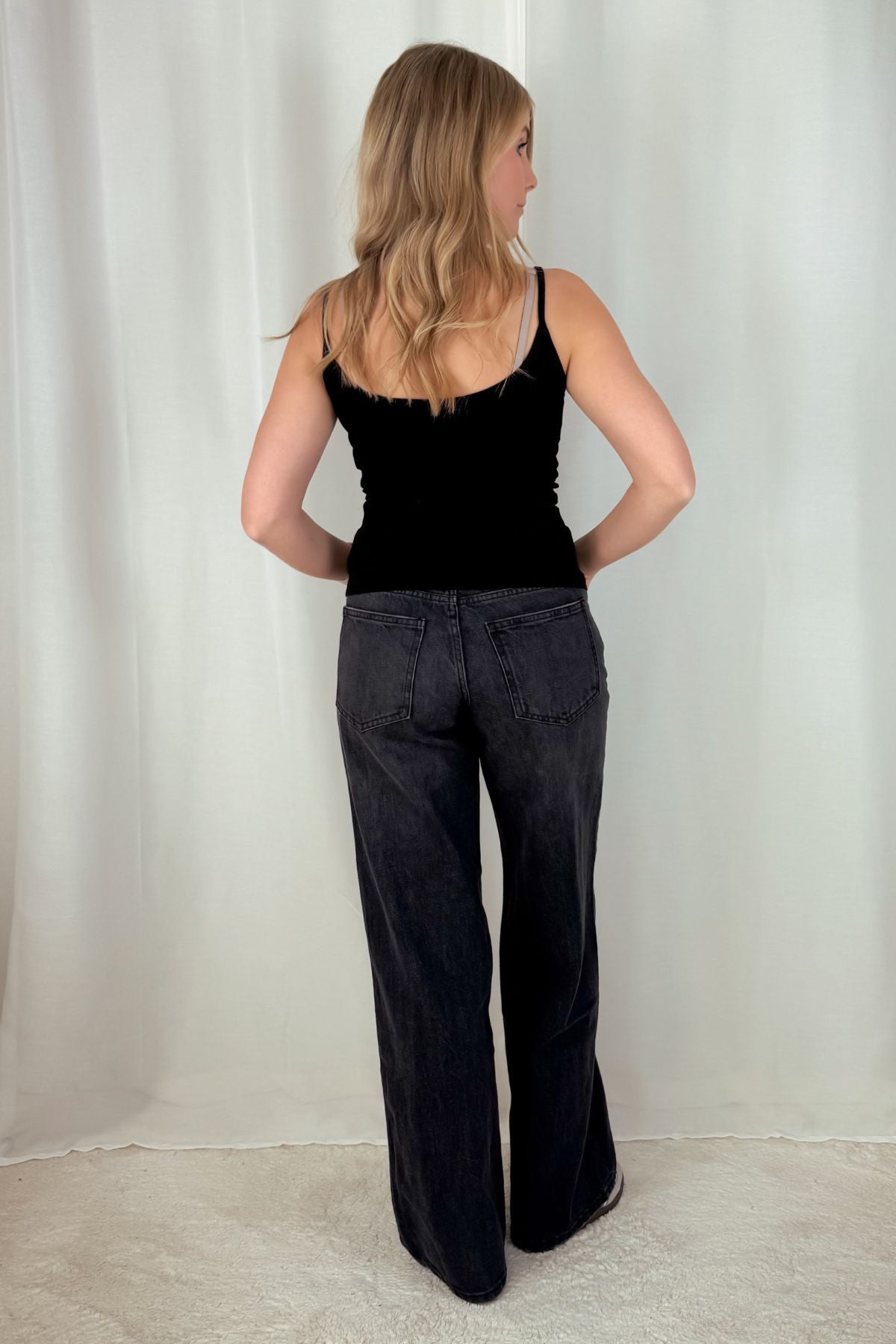 Basic strap Top - braun & schwarz