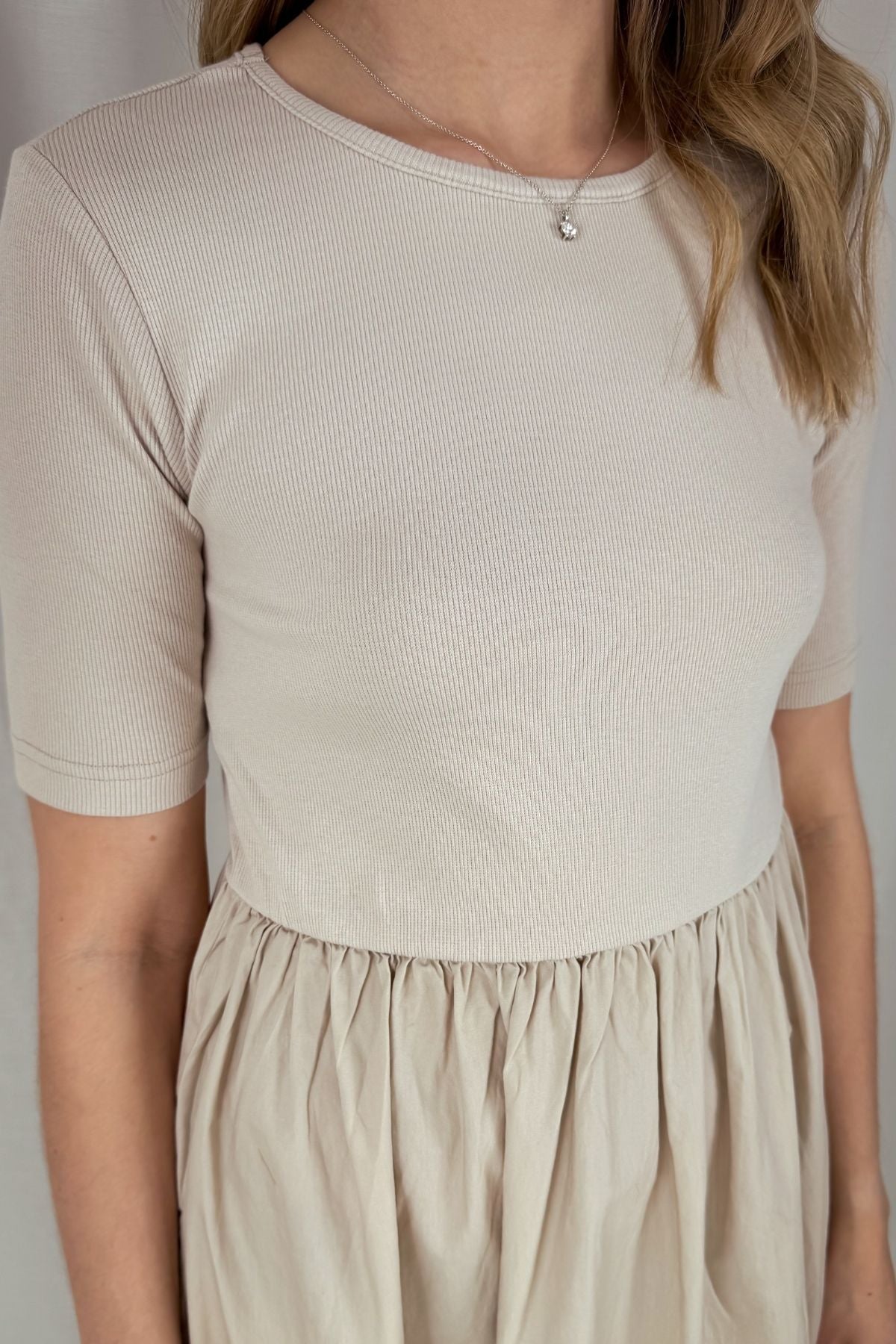 Midikleid Tonya - beige