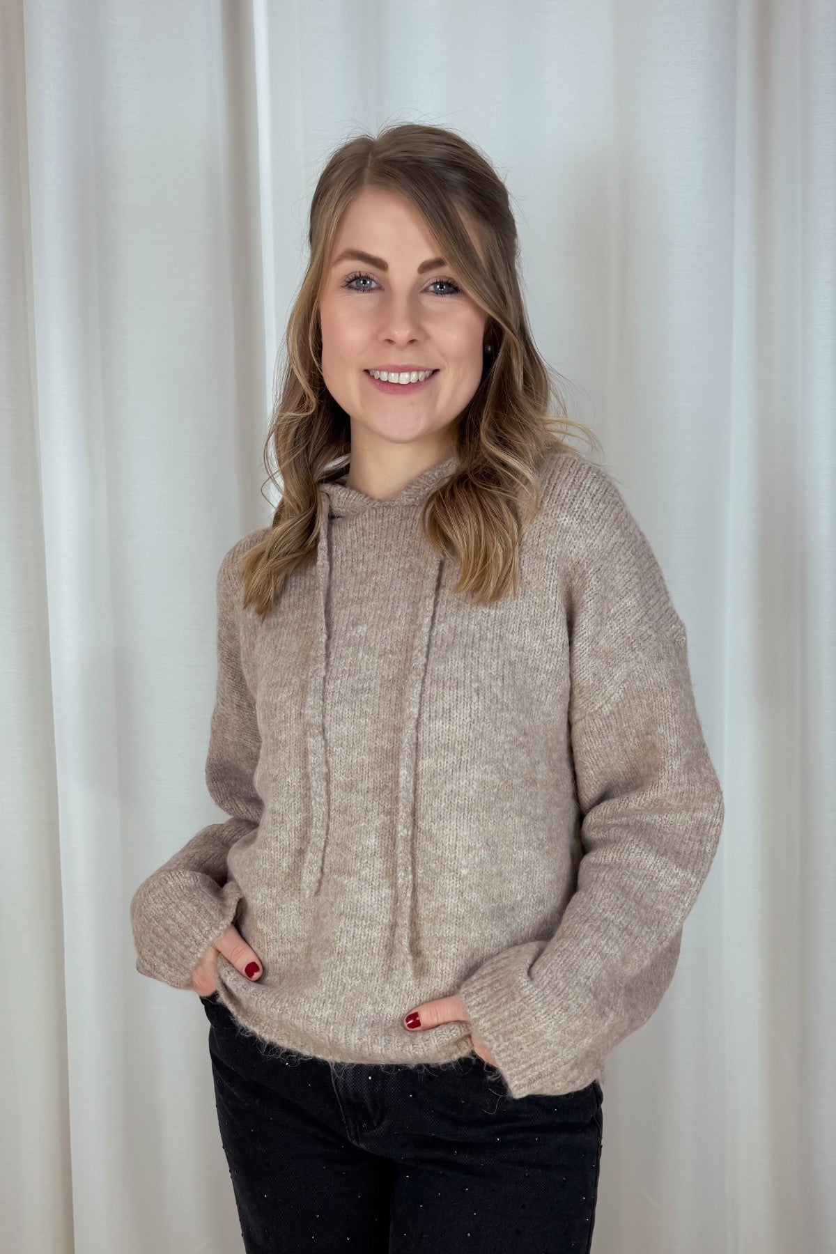 Knitted Hoodie - Strickpullover- beige