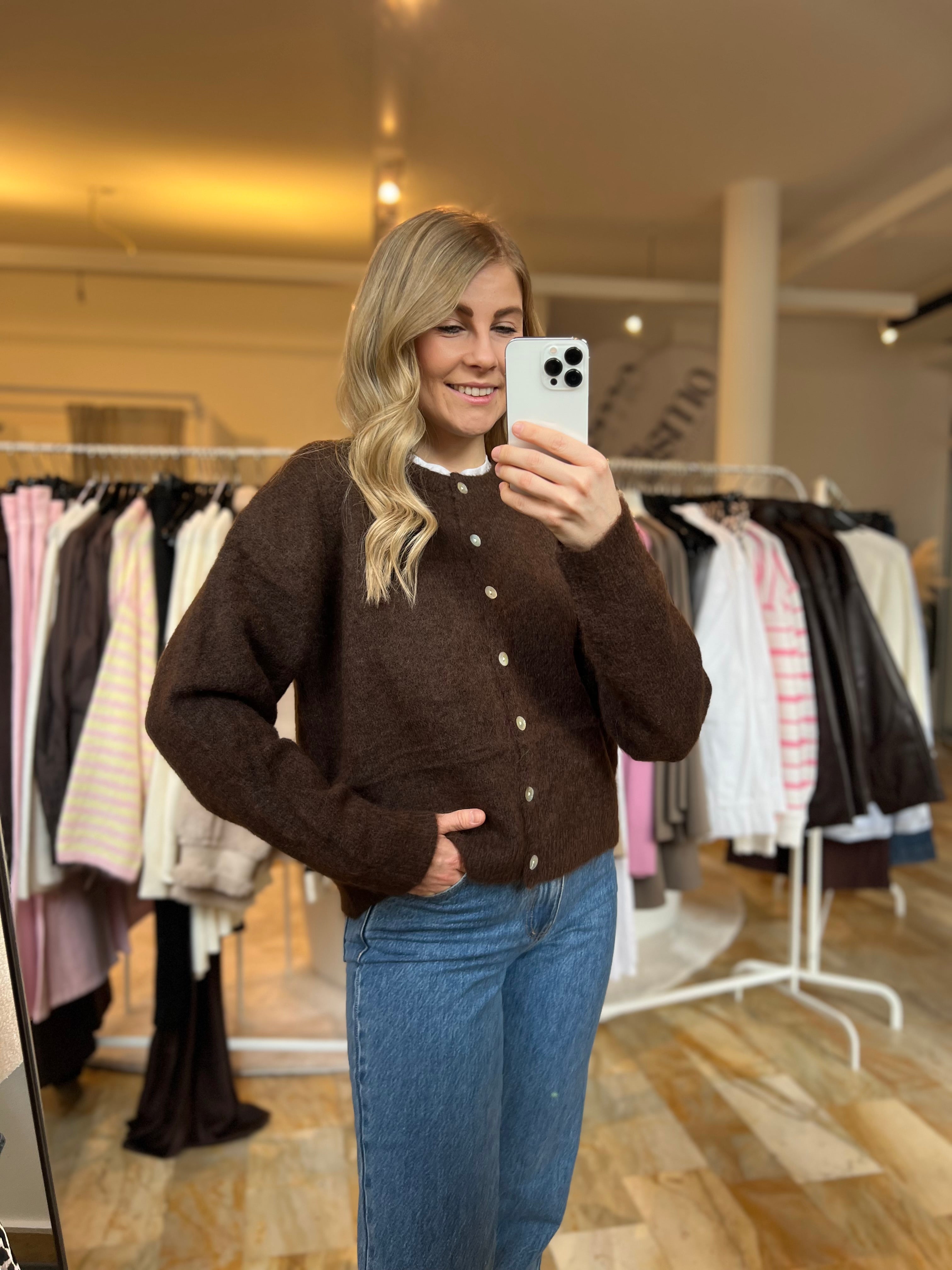 Cardigan Bella mit Knopfleiste - braun