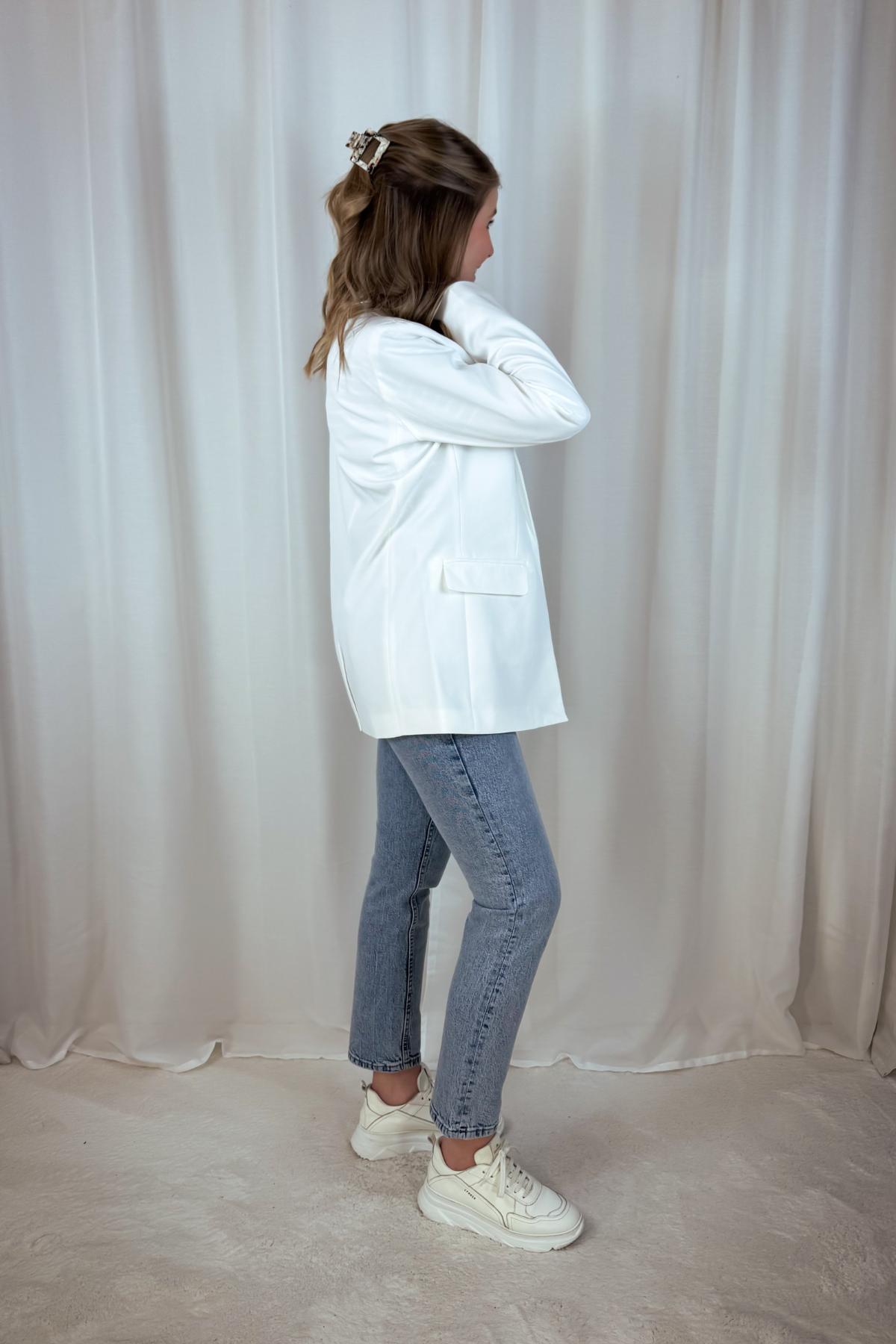 Blazer Bozzy - loose fit weiß