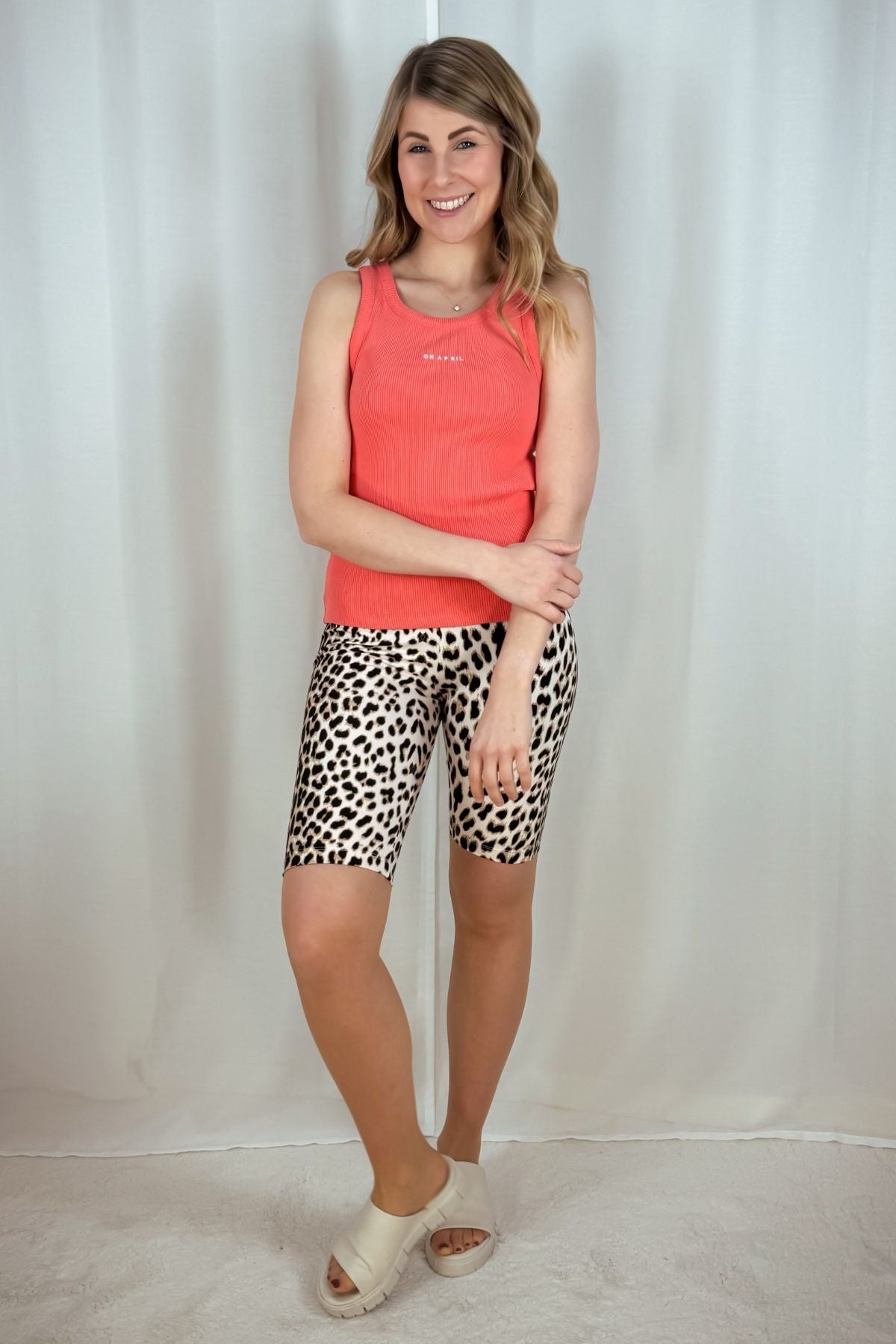 Dara Top