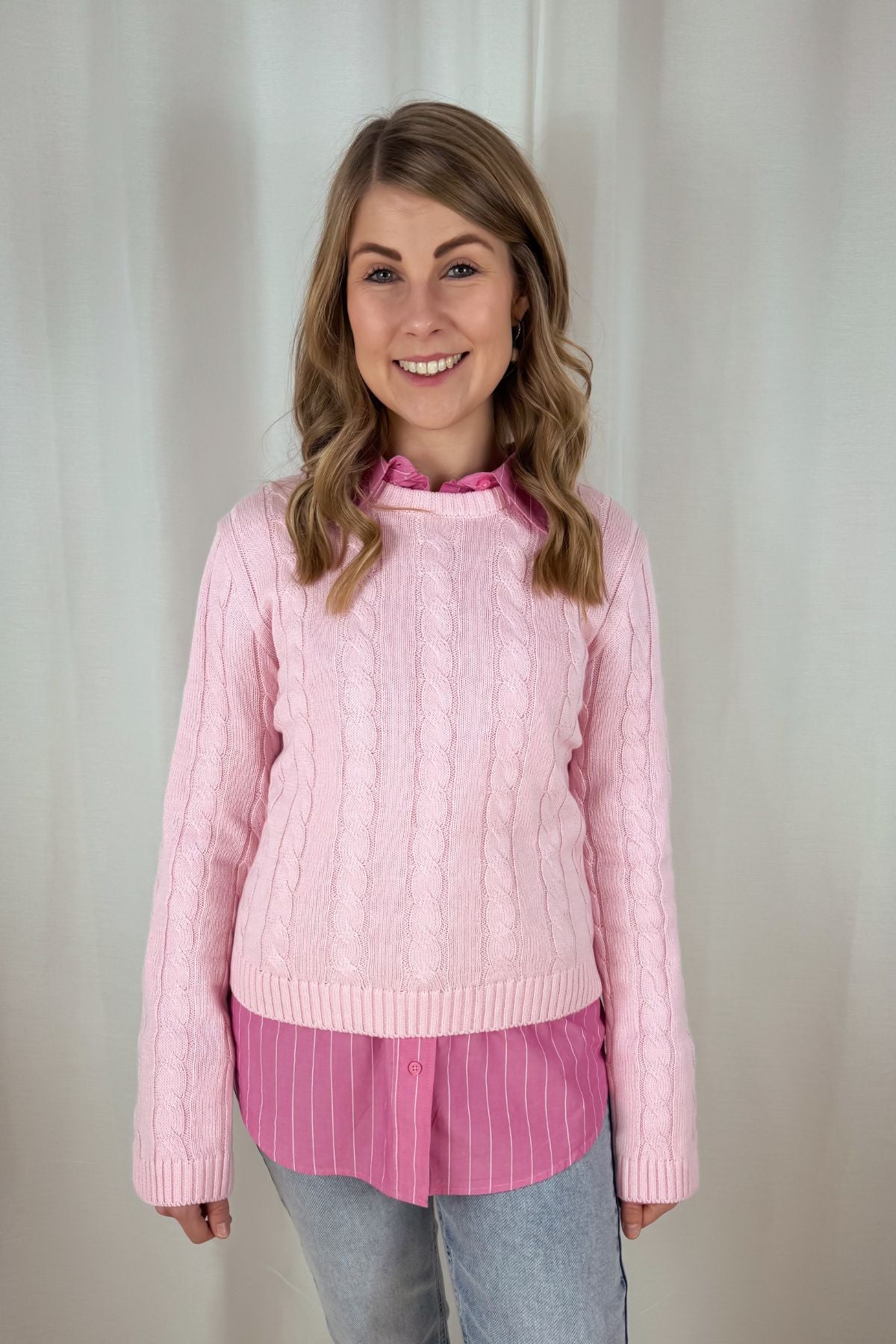 Strickpullover mit Zopfstrick - Rosa