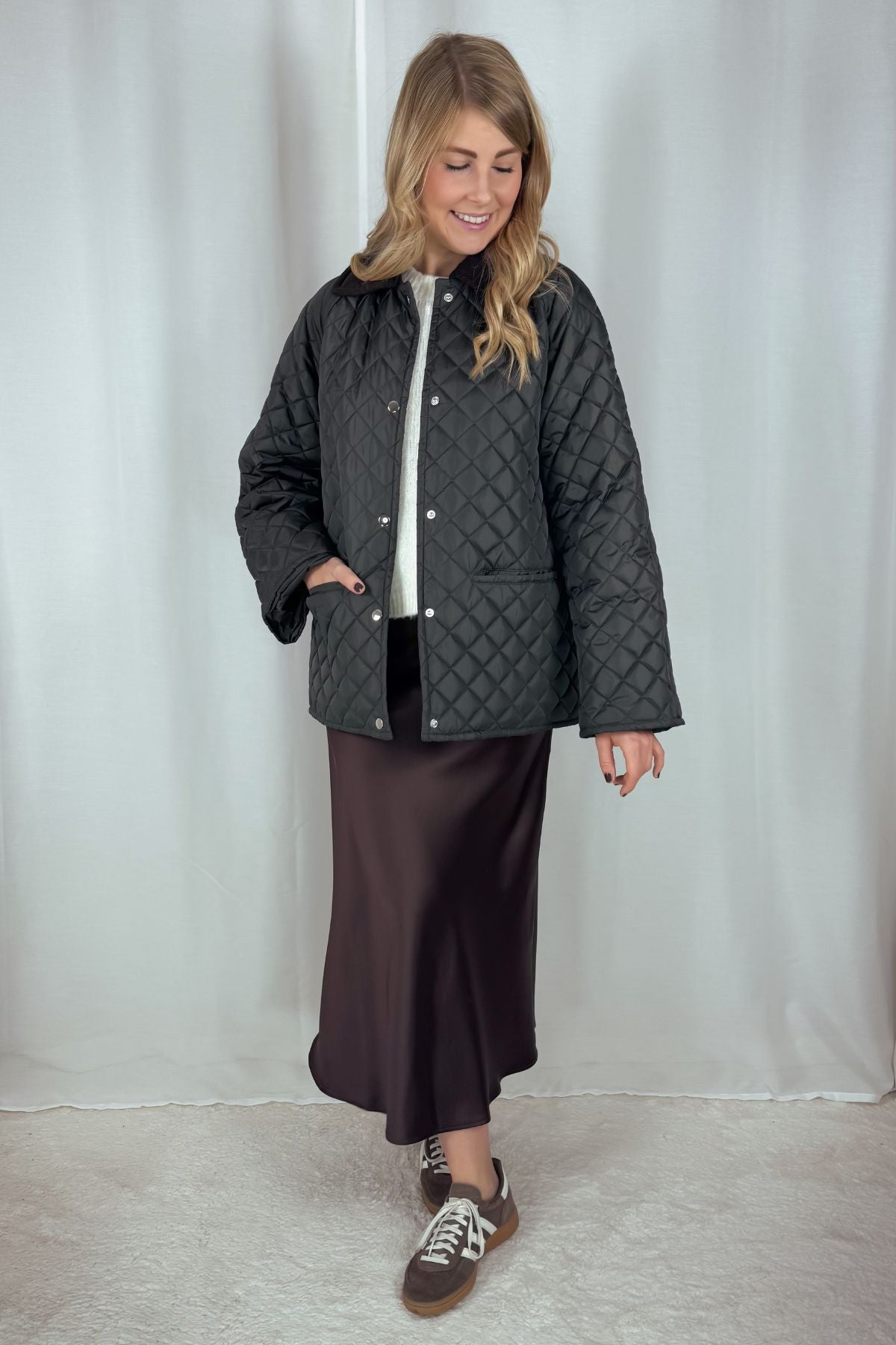 Steppjacke mit Kordkragen - dunkelgrün