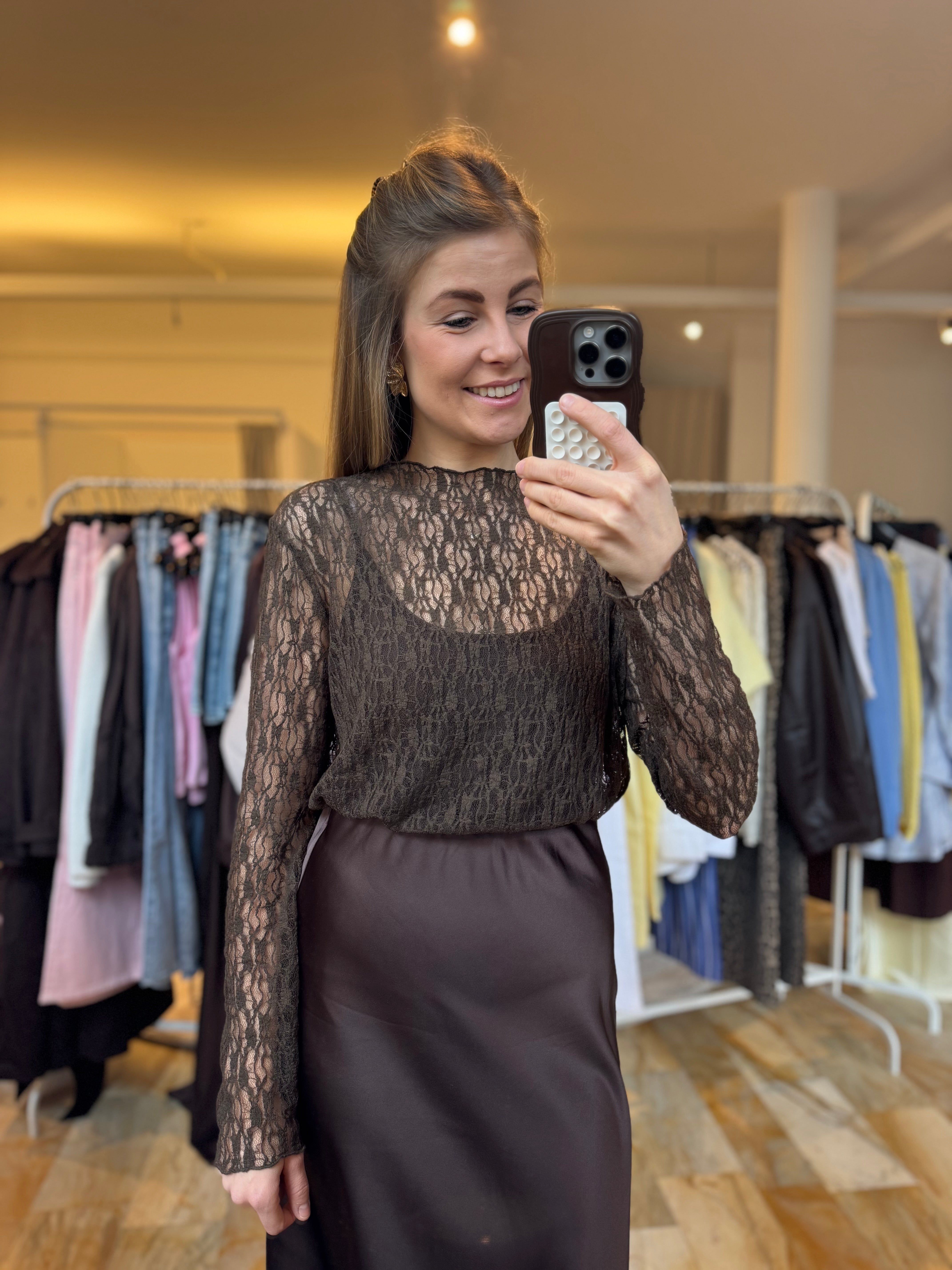 Langarm Spitzenshirt - verschiedene Farben