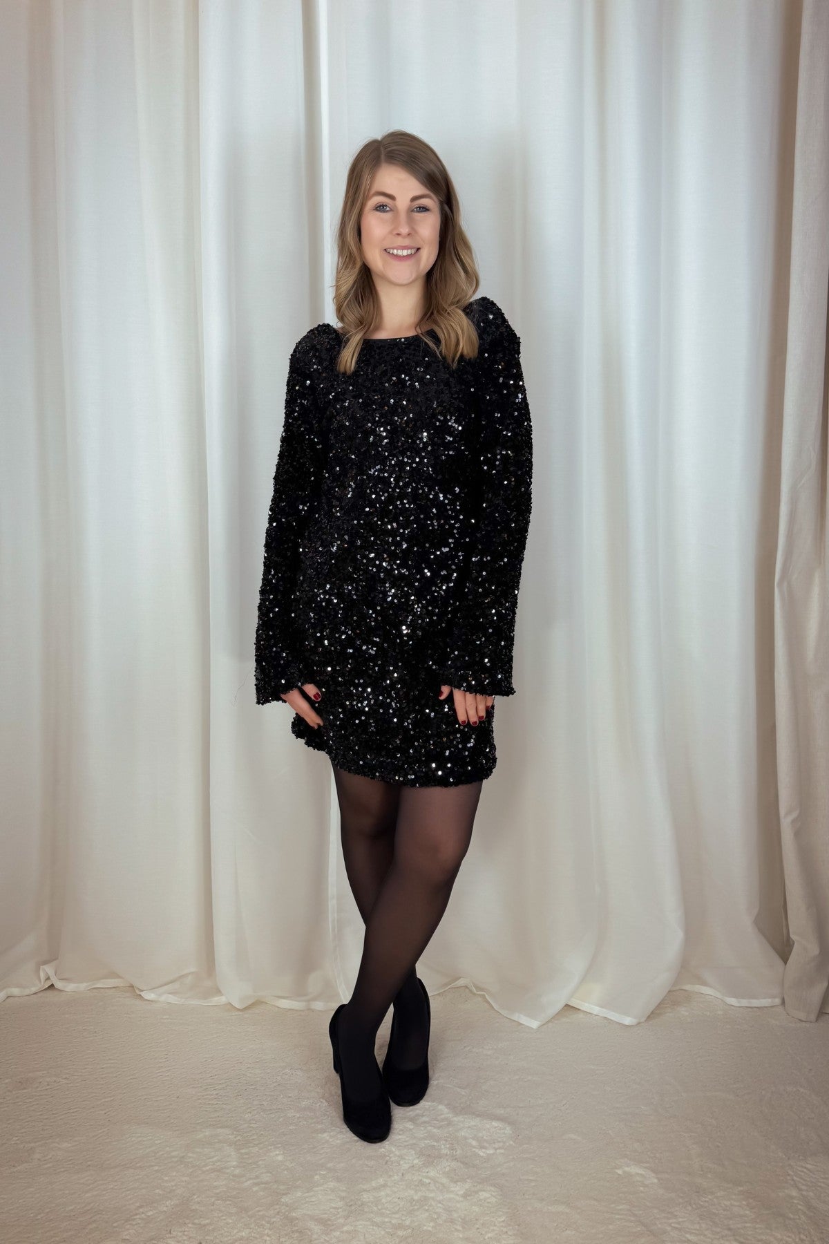 Mini Dress - Kleid mit Pailetten