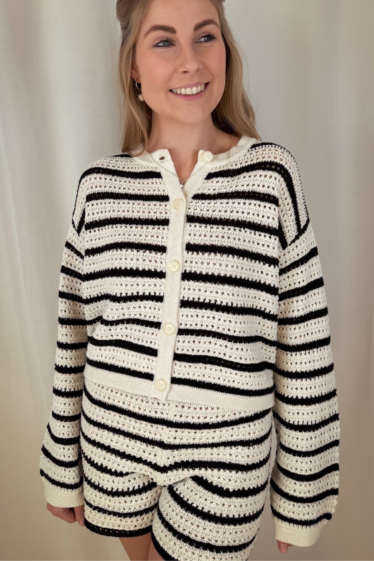 Cardigan Ida - Beige mit Streifen