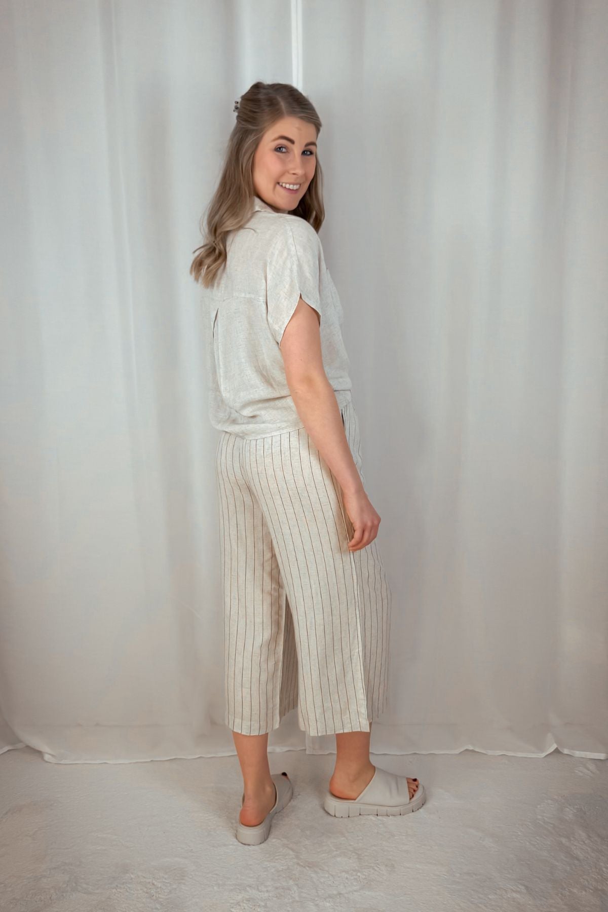 T-Shirt Pia mit Bindedetail - beige