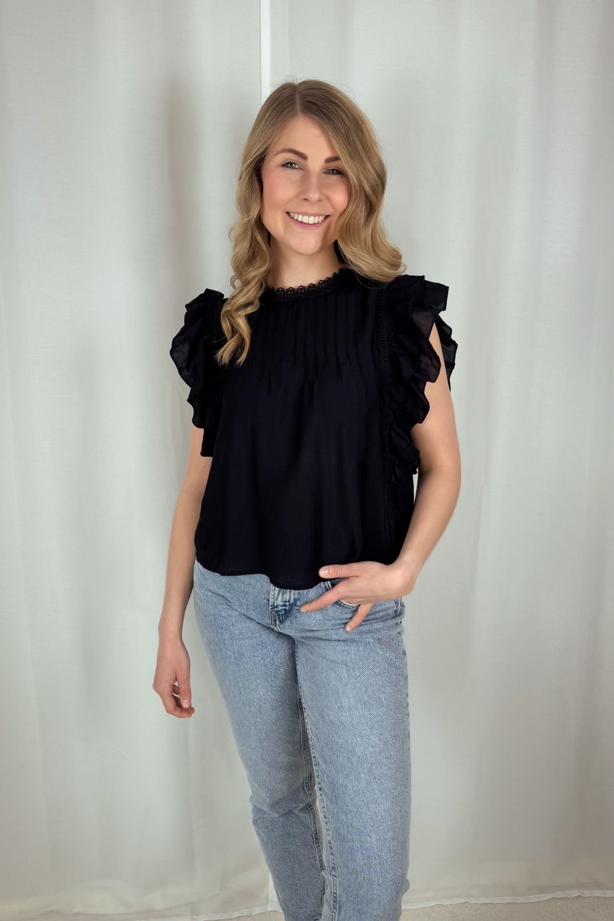 Top Frill - schwarz