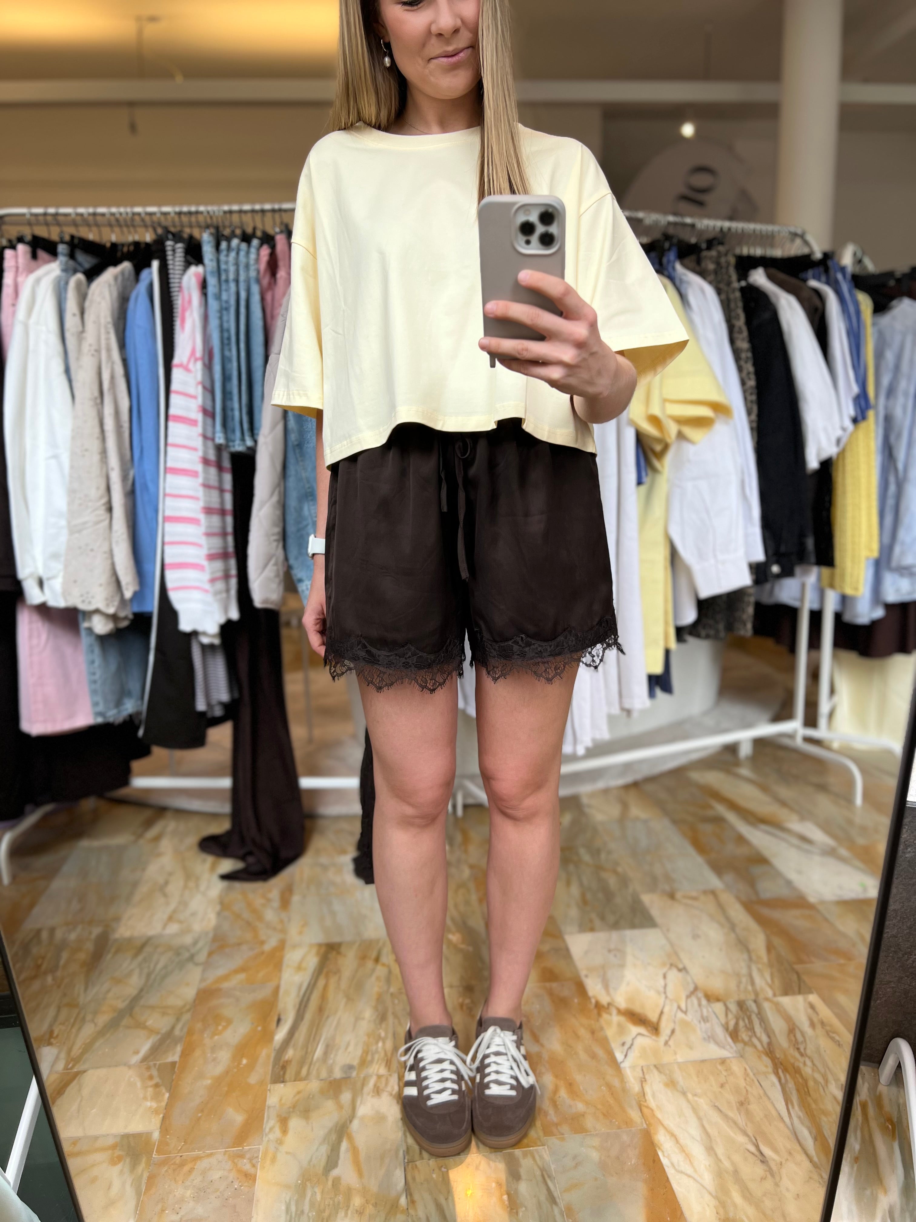 Spitzen Satinhose - braun