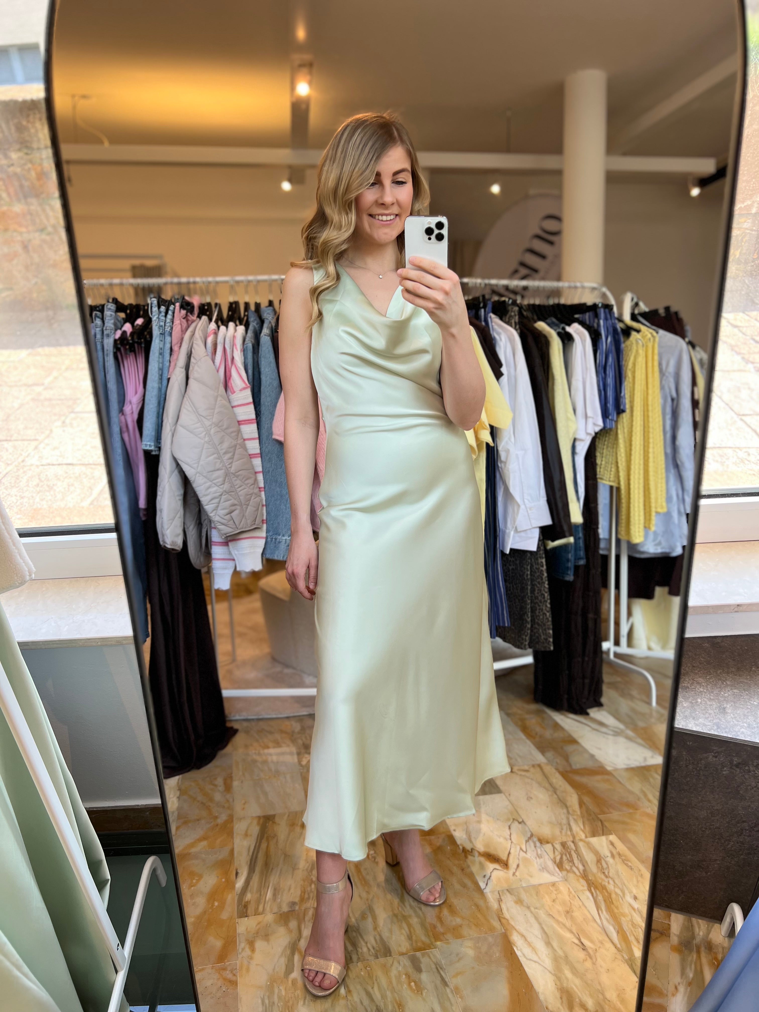 Maxikleid mit Wasserfall-Ausschnitt - grün