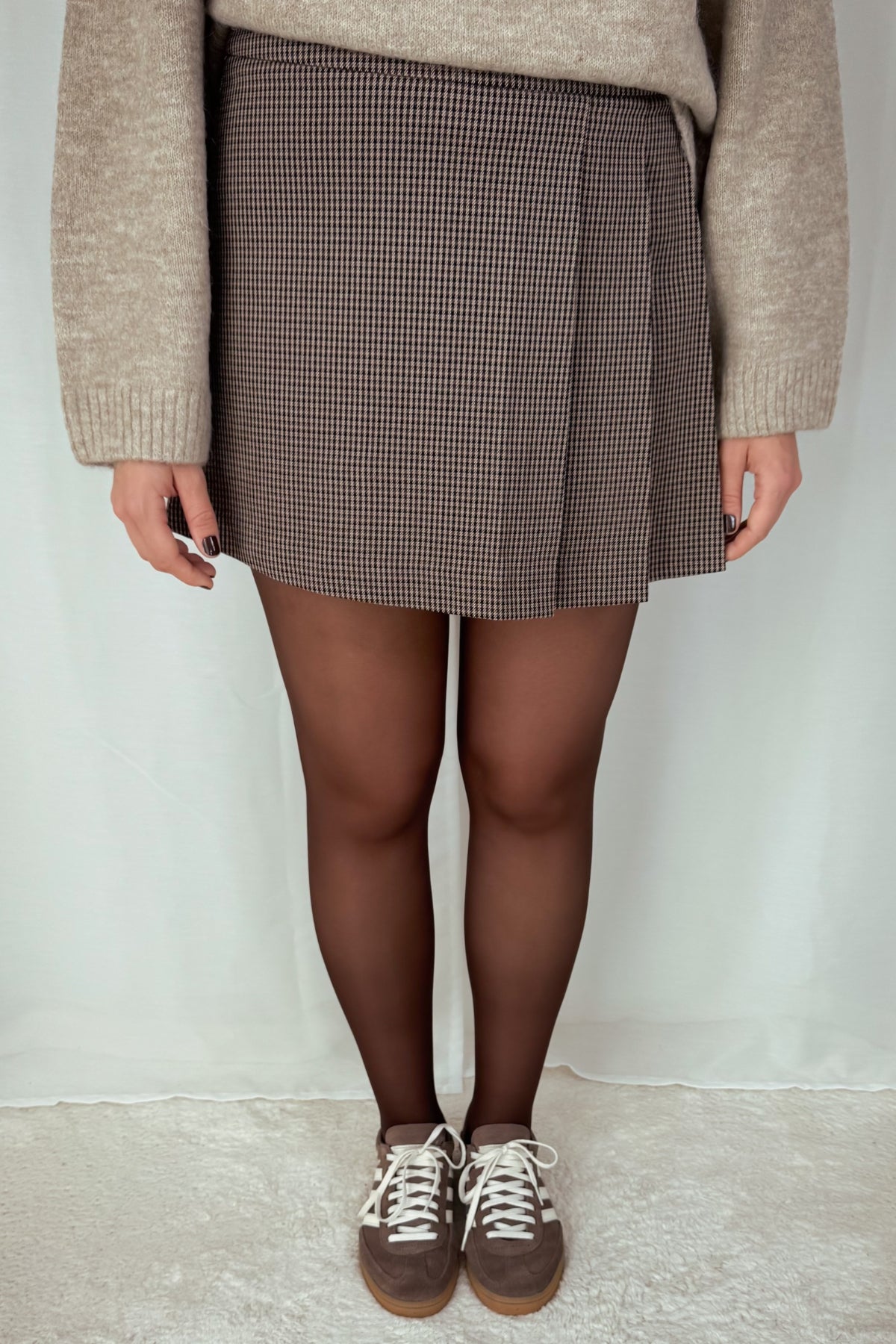 Faltenrock - beige mit Muster