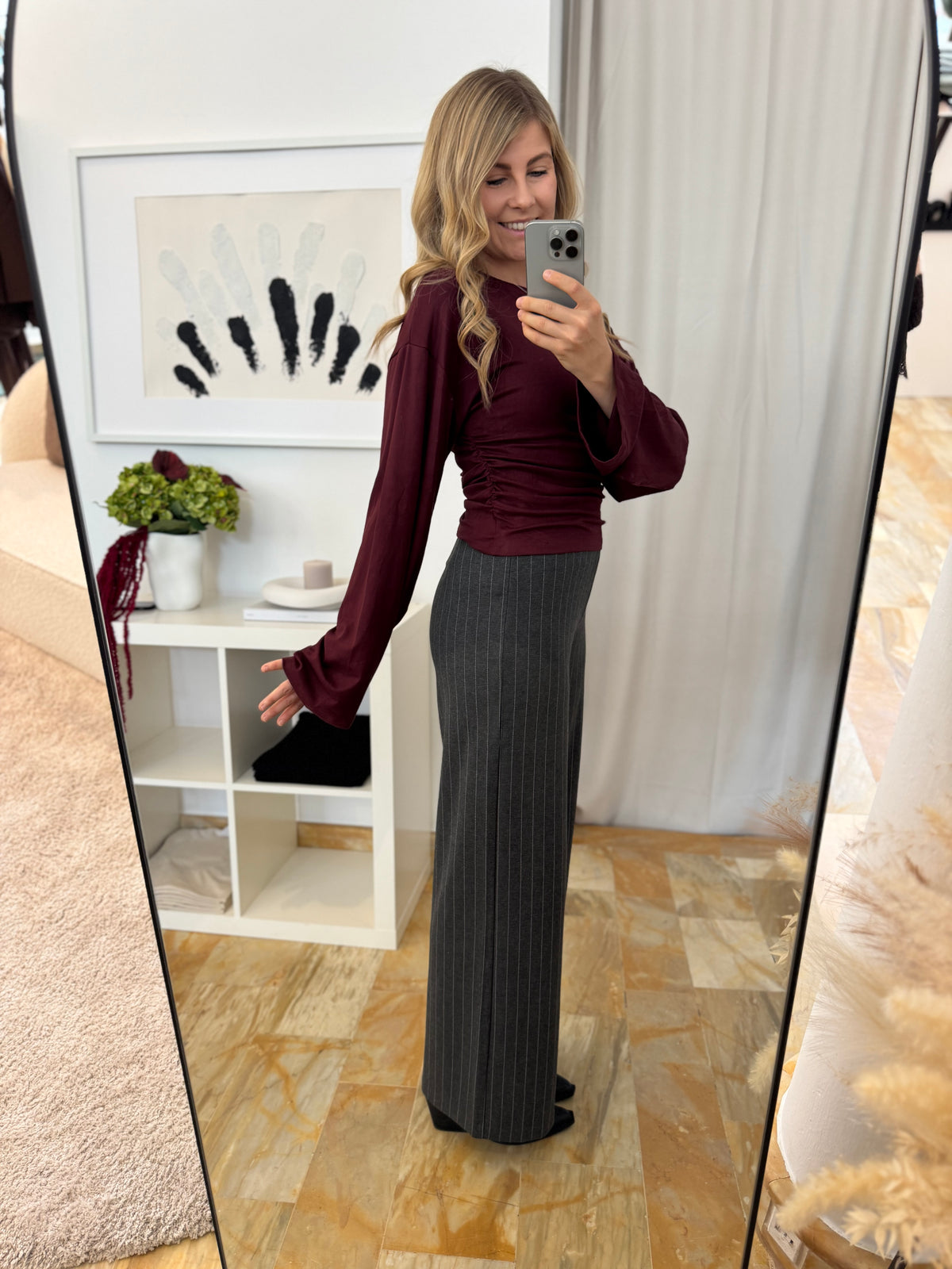 Wide Leg Hose Kalinda mit Nadelstreifen - grau
