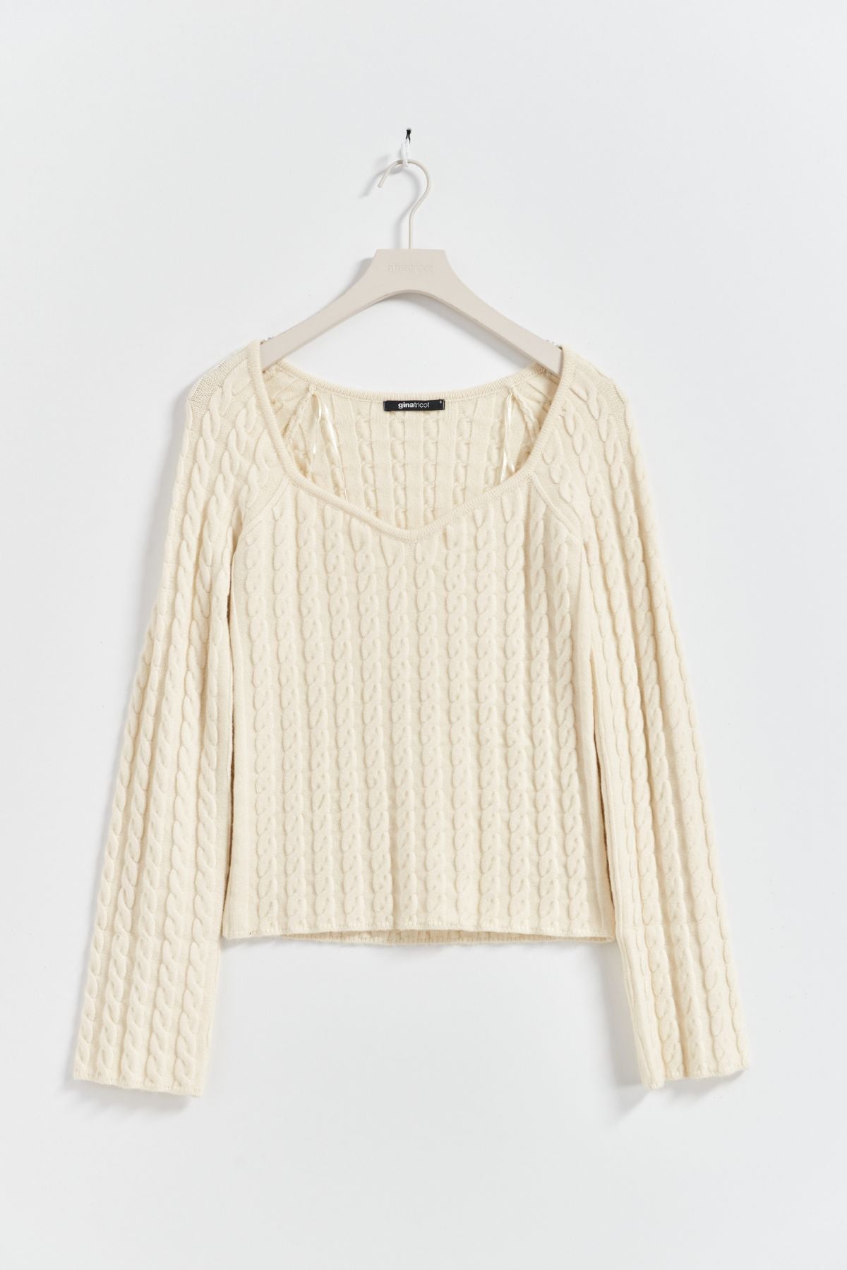 Longsleeve aus Strick mit Zopfmuster - weiß