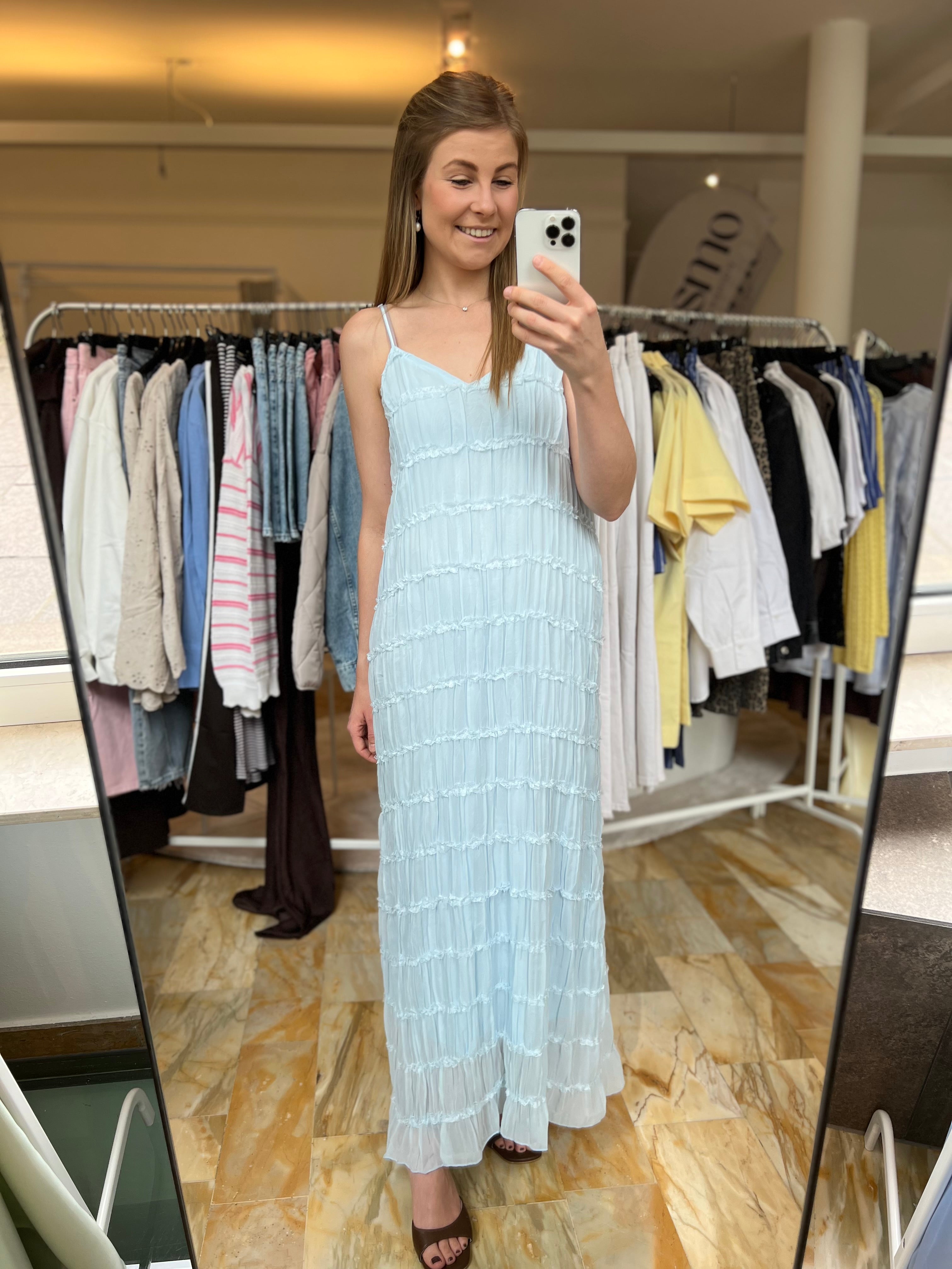 Kleid mit Raffel-Plissee - hellblau