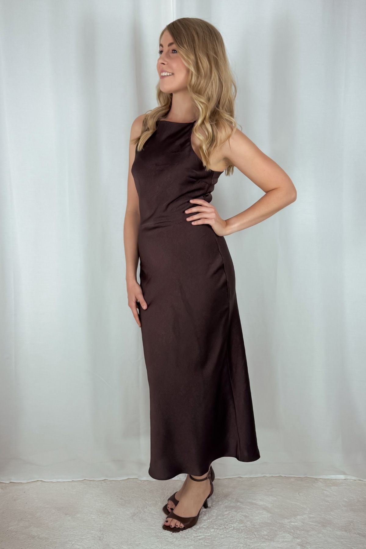 Maxi Kleid mit Struktur - braun