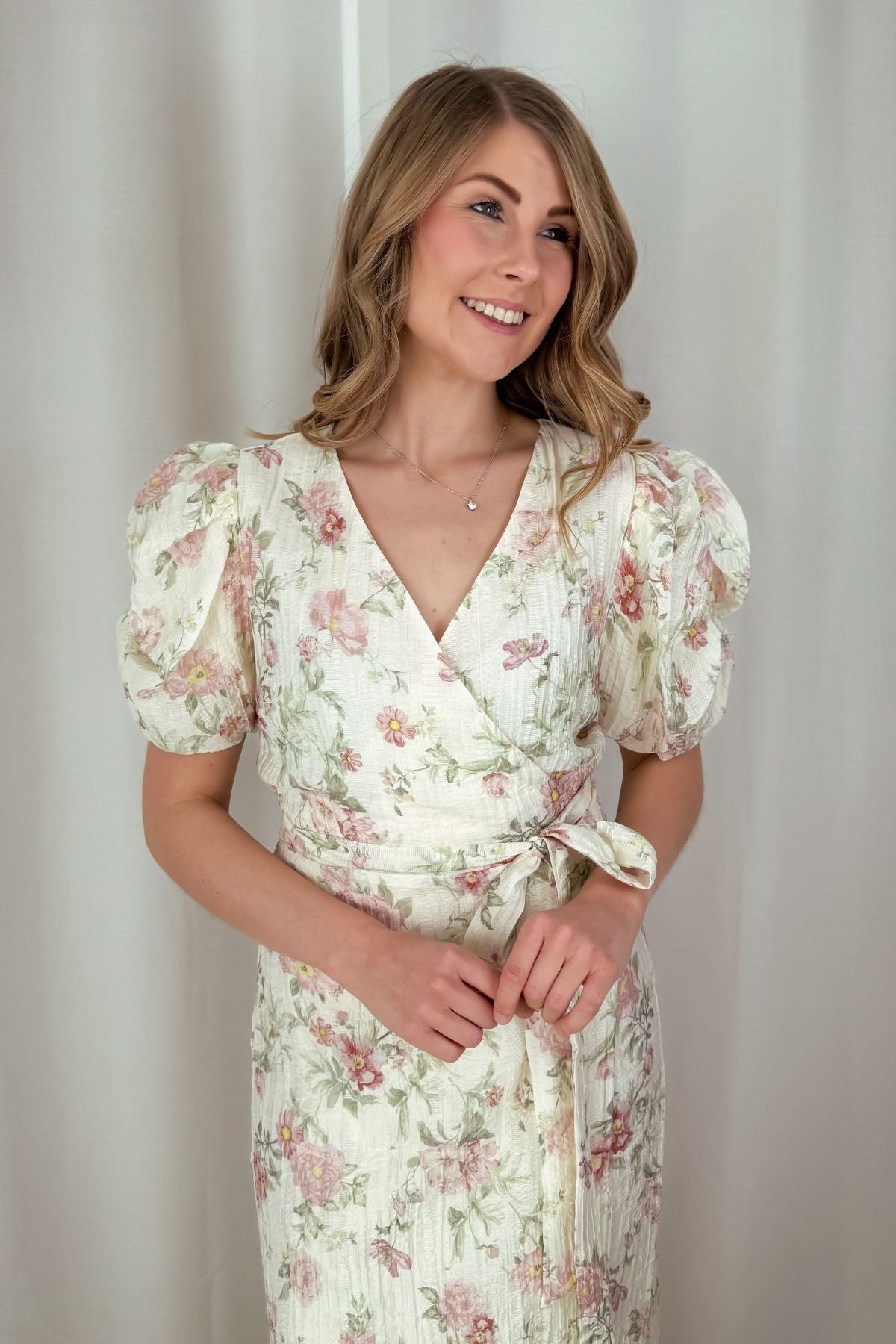 Wickelkleid mit Blumenprint