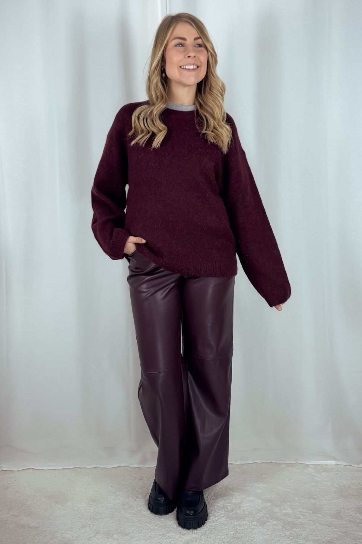 Lederhose - straight - burgunder