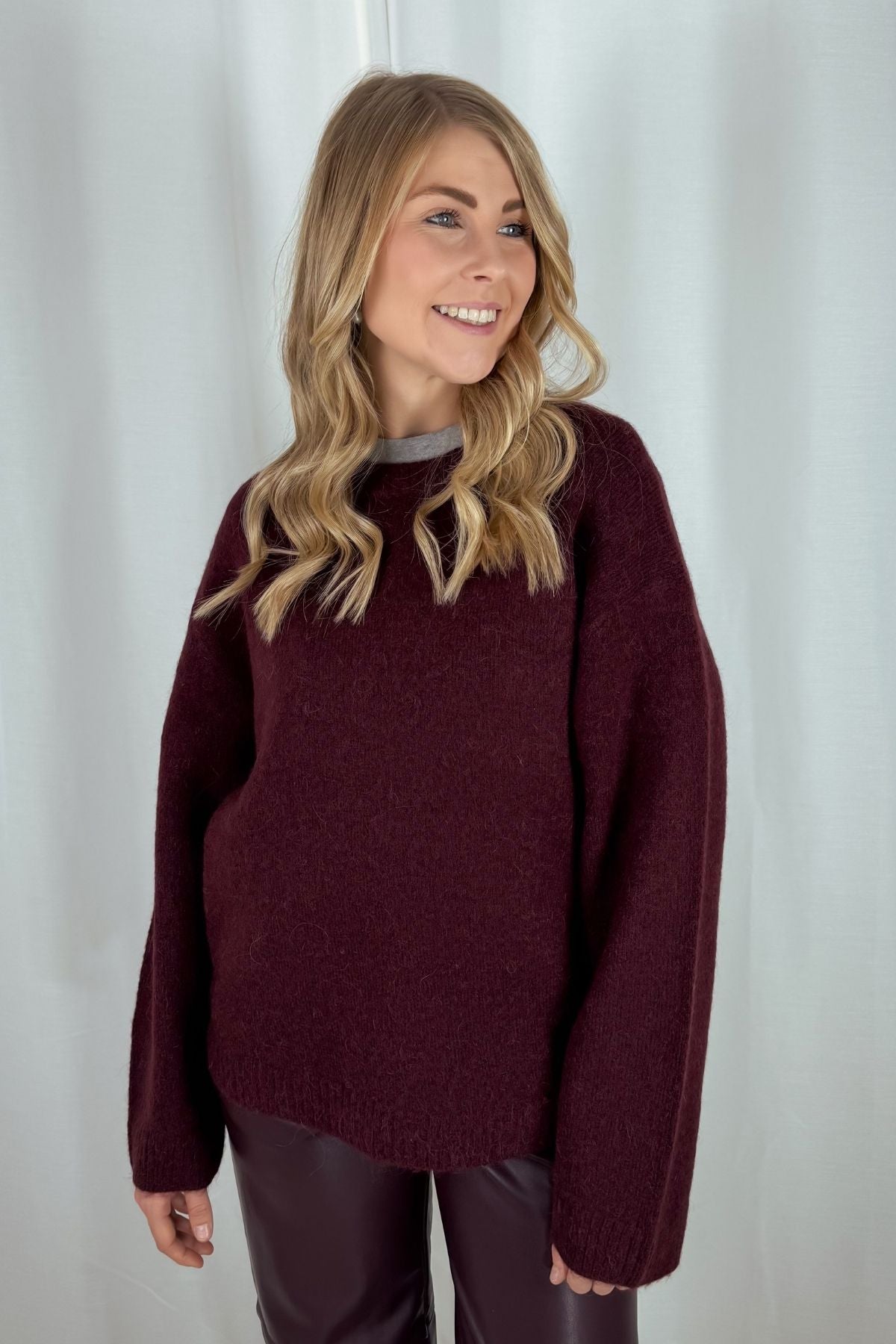 Strickpullover mit Rundhals - burgunder