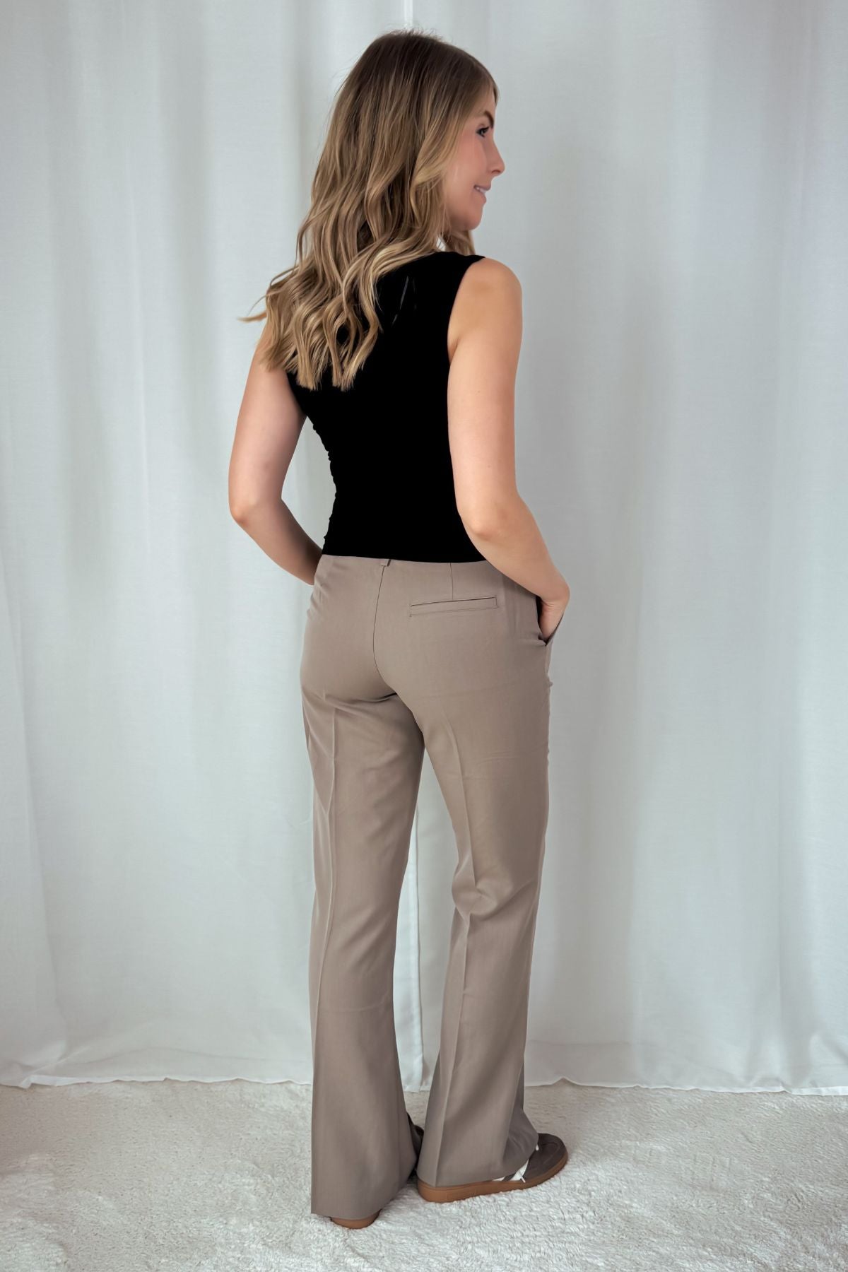 Relaxed Bootcut Hose - taupe
