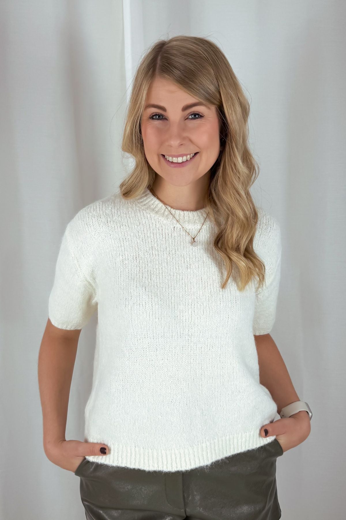 Knitted Top - creme