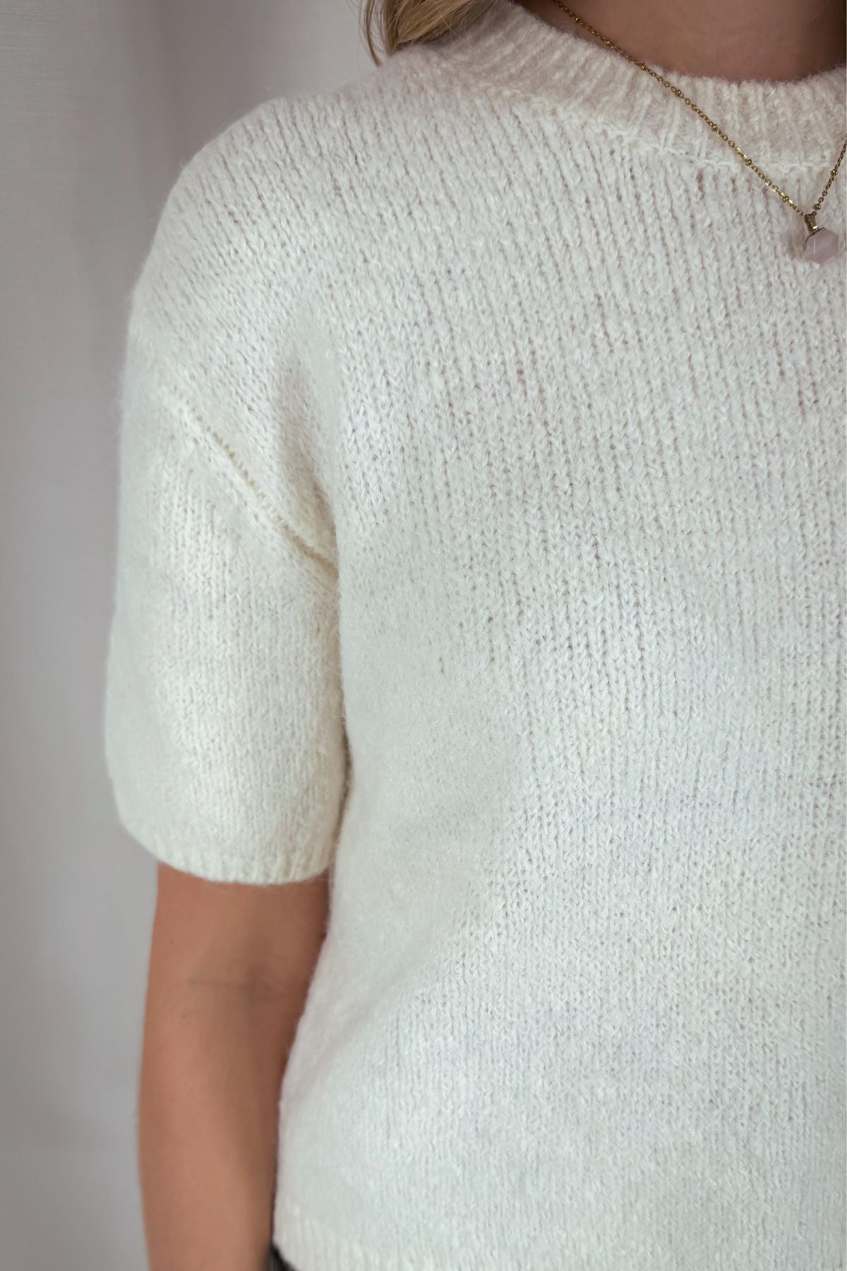 Knitted Top - creme