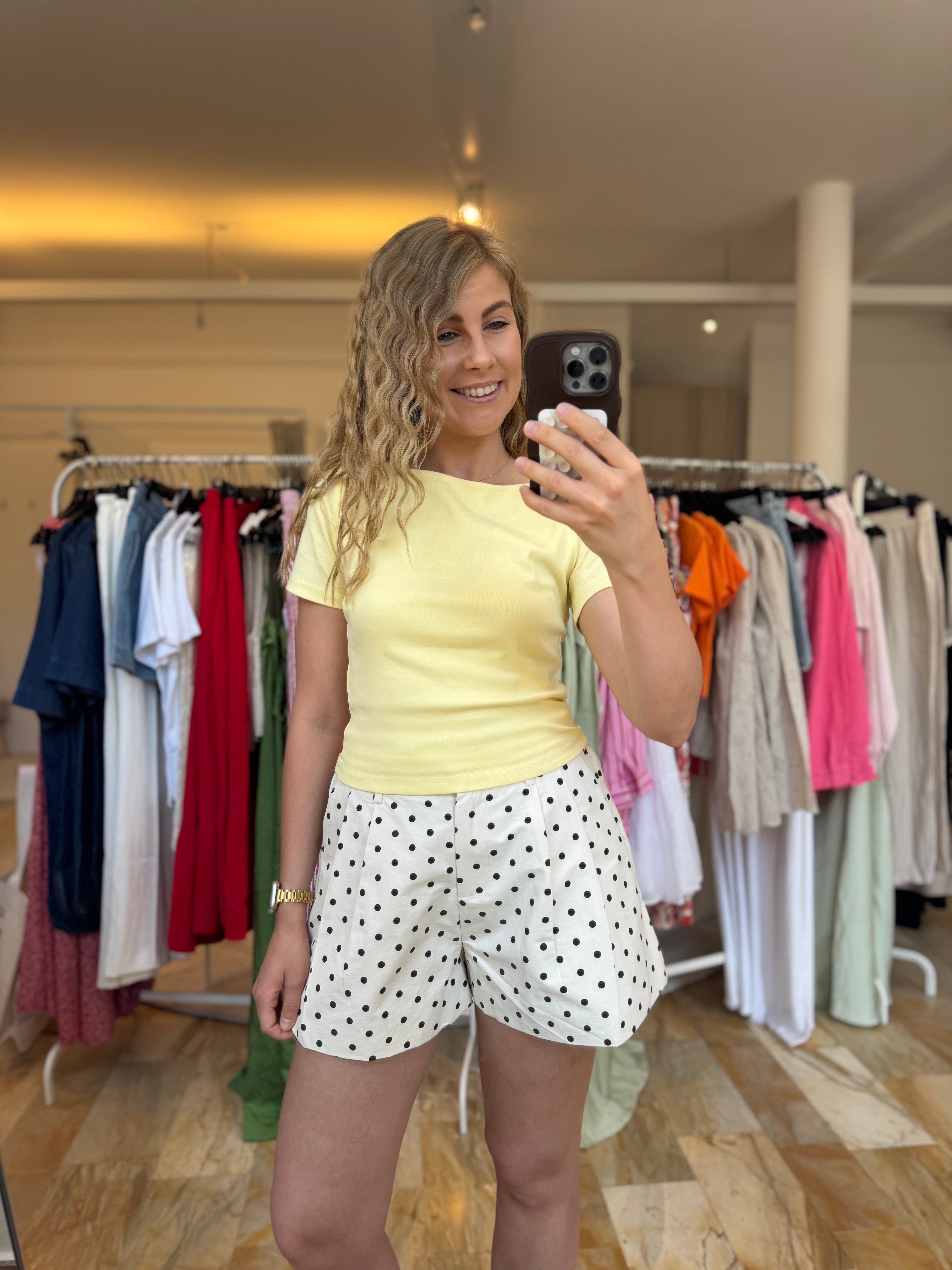 Basic T-Shirt mit zwei Lagen - Gelb
