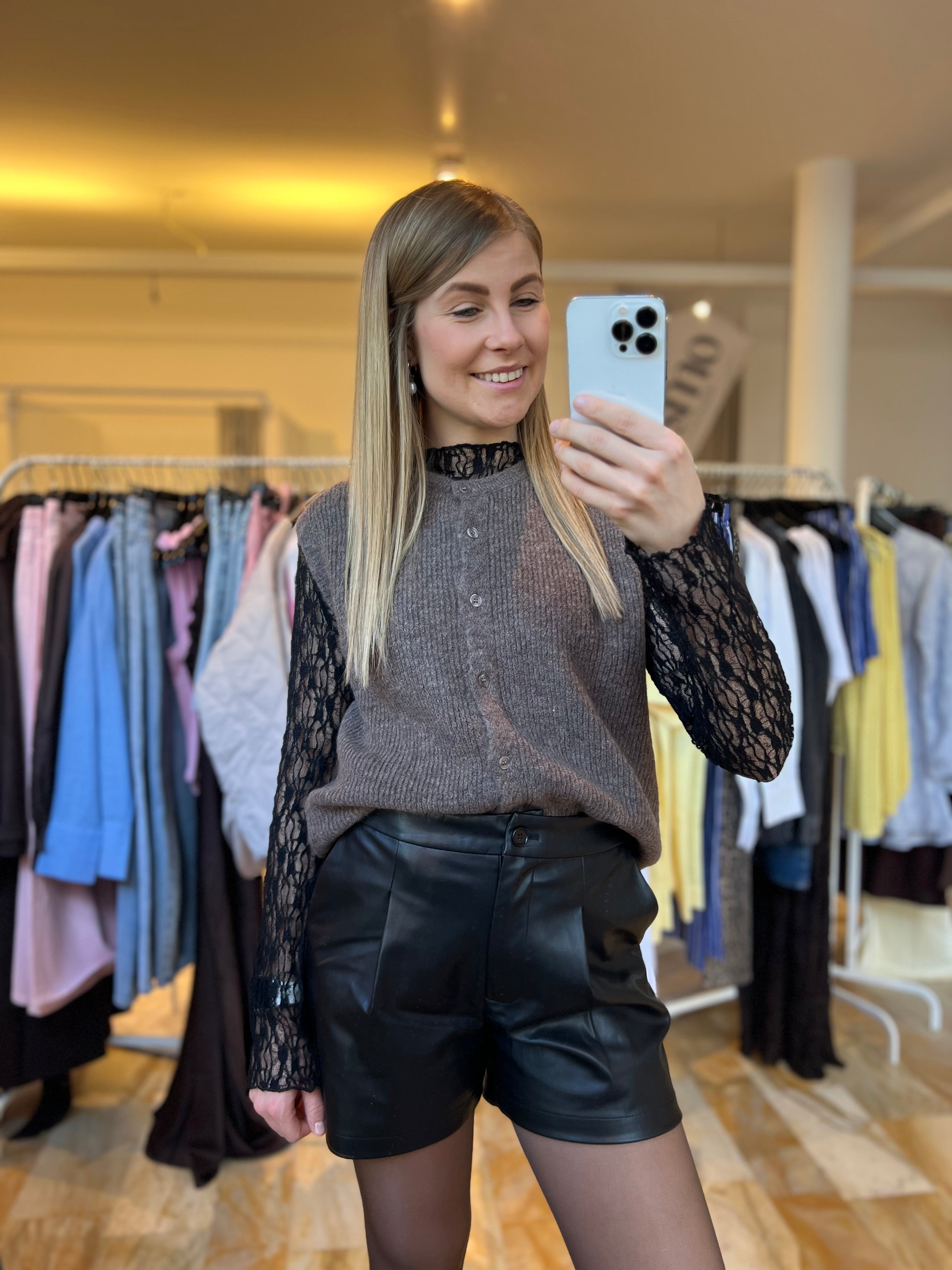 Langarm Spitzenshirt - schwarz