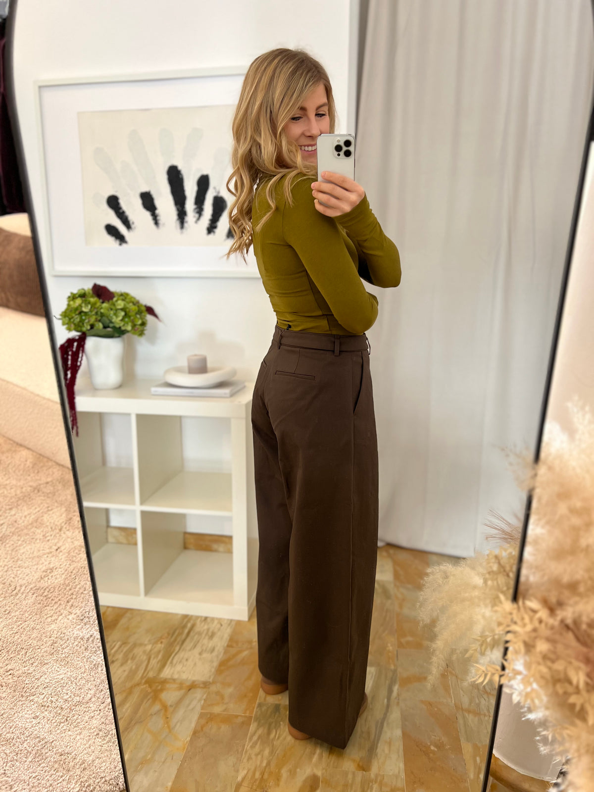 Wide Leg Stoffhose mit Gürtel - braun